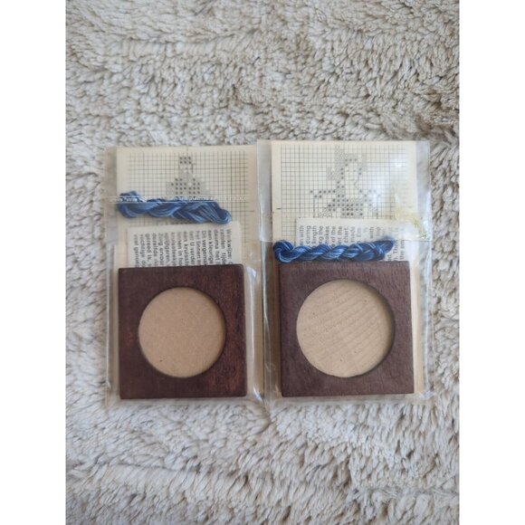 Pako Cross Stitch Kits with Wood Frames Blue Threads Farmer Worker Man And Woman - Picture 2 of 2